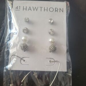 41 Hawthorn Silver and Pearl Earring Set